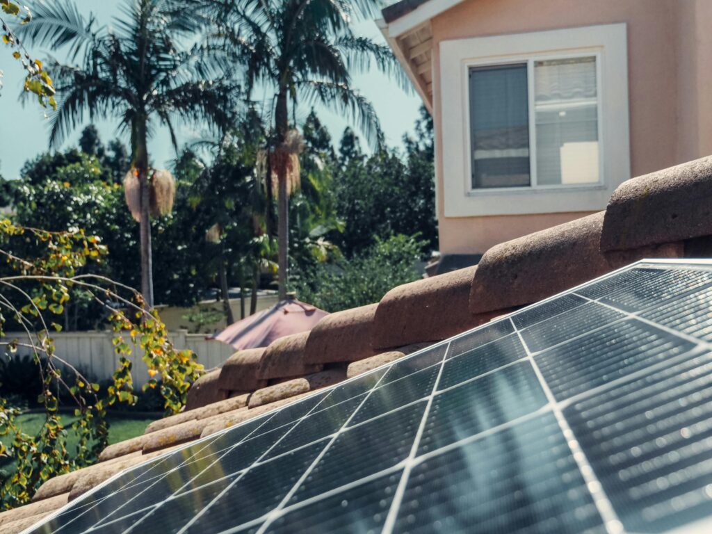 placa solar en tejado